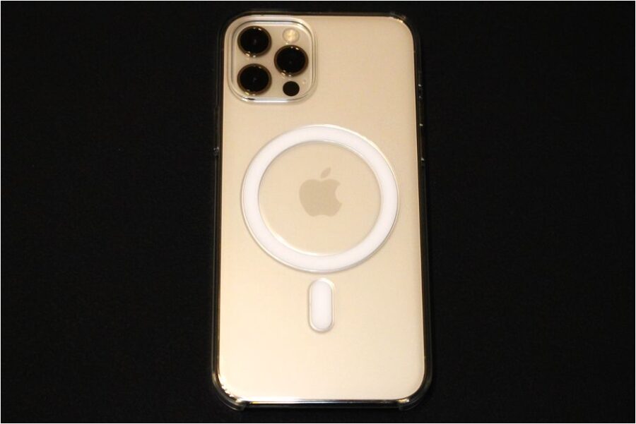 MagSafe対応『iPhone12Pro・iPhone12』Apple純正クリアケース本体と装着後