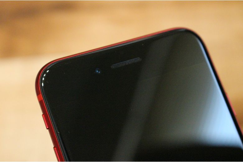 iPhoneSE2(2020) Nimaso保護ガラスフィルム（アンチグレアor光沢）貼り後上部