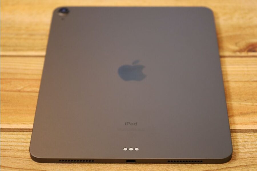 iPad Air 4(2020)本体外観背面USB-Cが見える部分