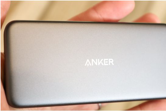 Anker PowerExpand+ 7-in-1 USB-C PD イーサネット ハブの外観1